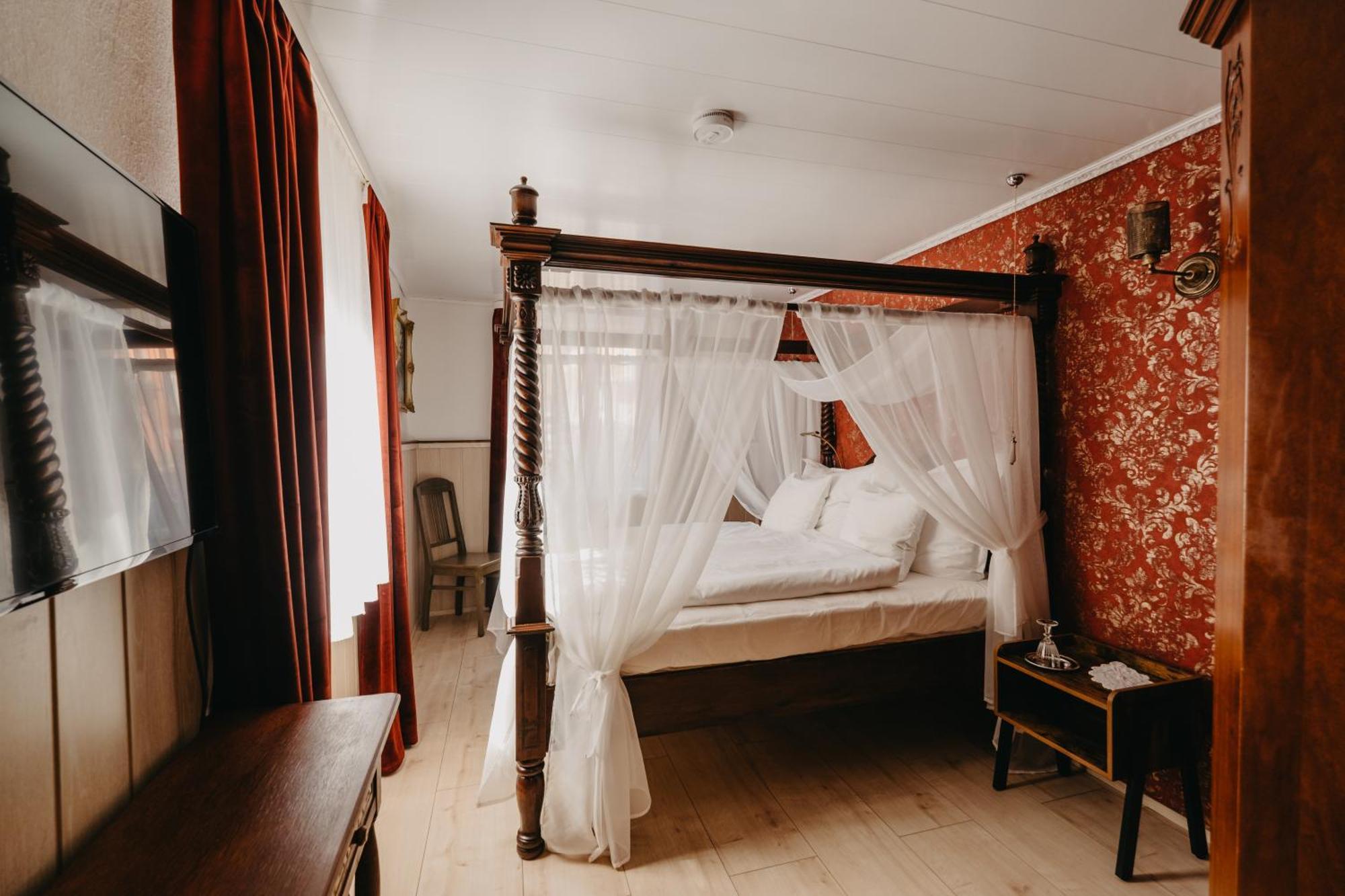 Altes Haeusle Am Waschbach-Weinberg Apartment อีเดินโคเบิน ภายนอก รูปภาพ